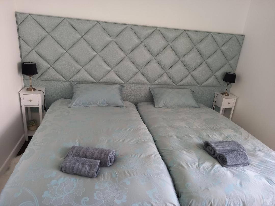 Parisian Sparkle Retreat Ньой сюр Сен Екстериор снимка